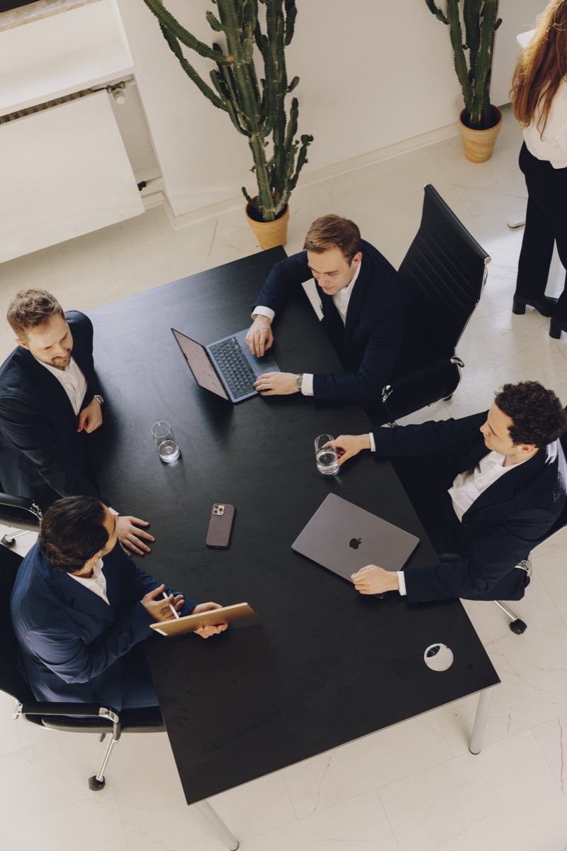 Überblick über sehr umfangreiche Aktenbestände im Zuge der forensischen Analyse